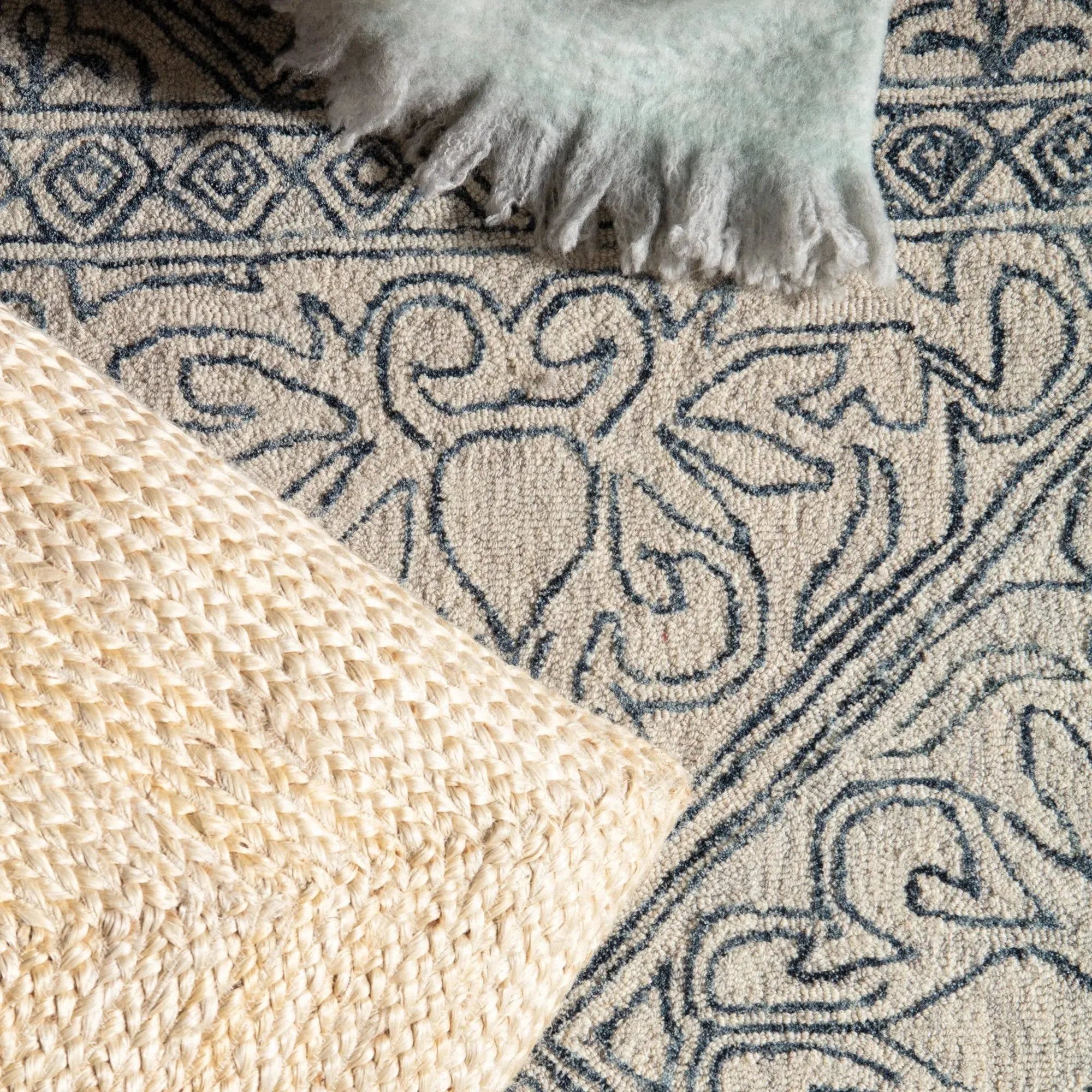 Almira Alr01 Carmen Blue/Light Grey Rug