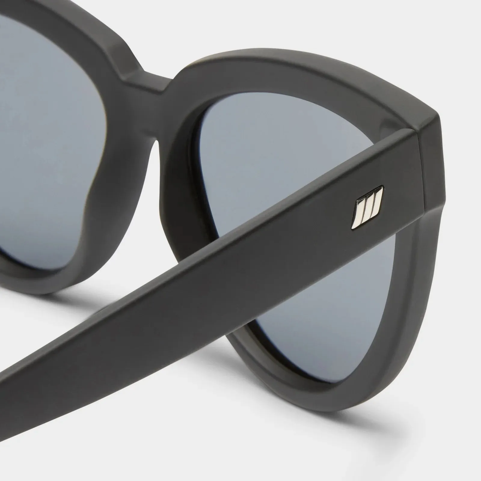 LIAR LAIR SUNGLASSES - BLACK POLARIZED